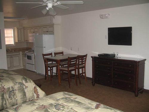 Shore Stay Suites Cape Charles Kamer foto