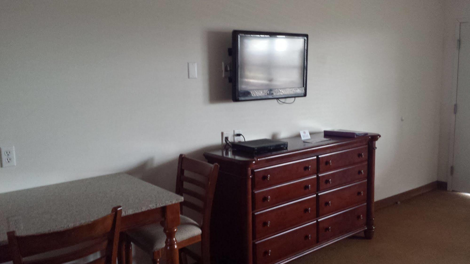 Shore Stay Suites Cape Charles Buitenkant foto